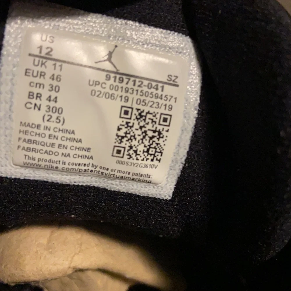 Jordan 11ie space jam size 12 - Picture 4 of 6